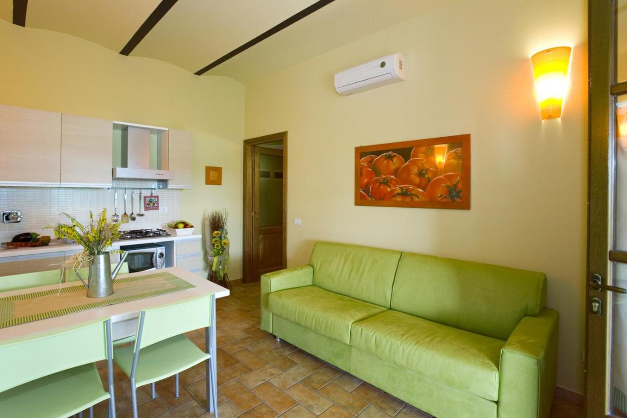 Agriturismo Il Pelago Castagneto Carducci Bagian luar foto